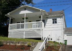 Pre-foreclosure in  N 8th St Coos Bay, OR 97420