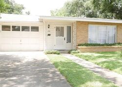 Mimosa Ave, Victoria TX
