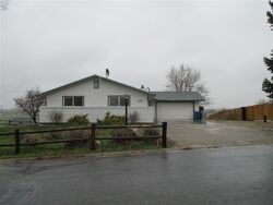 Pre-foreclosure in  W View Dr Meridian, ID 83642