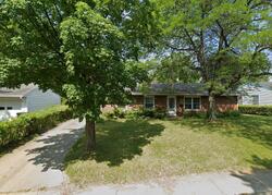 Pre-foreclosure in  Glenview Ave Danville, IL 61832
