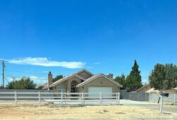 Pre-foreclosure in  I Ave Hesperia, CA 92345