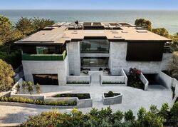 Pre-foreclosure in  Ellice St Malibu, CA 90265
