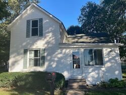  S College St, Assumption IL