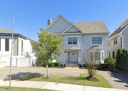 Pre-foreclosure in  Pine St Lakewood, NJ 08701