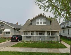 Pre-foreclosure in  Arthur Ave Racine, WI 53405