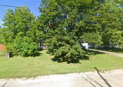 Pre-foreclosure in  N Mill St Wellington, OH 44090