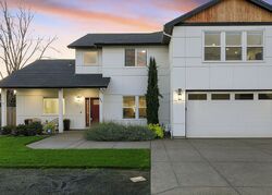  Rivers Ln, Molalla OR