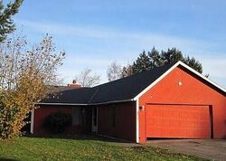 Pre-foreclosure in  SE 18TH AVE Hillsboro, OR 97123