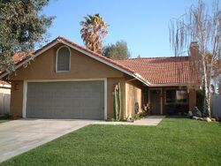 Pre-foreclosure in  LINDEN AVE Hemet, CA 92545