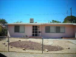 Pre-foreclosure in  SWEETBRIER ST Palmdale, CA 93550
