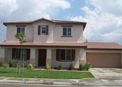 Pre-foreclosure in  LILAC RD San Jacinto, CA 92582