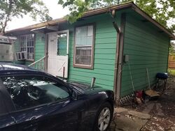 Pre-foreclosure in  Cochran St Houston, TX 77009