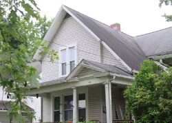 Pre-foreclosure in  Vennum Ave Mansfield, OH 44903