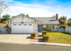 Pre-foreclosure in  Saddleback Trl Camarillo, CA 93012