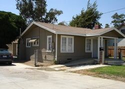 Pre-foreclosure in  Juniper Ave Fontana, CA 92335