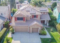 Pre-foreclosure in  Autumn Valley Way Brentwood, CA 94513