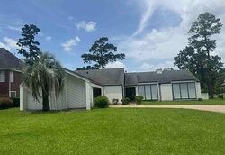 Pre-foreclosure in  Sunny Shores Dr Humble, TX 77346