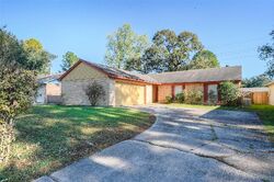 Pre-foreclosure in  Sunnygate Dr Spring, TX 77373