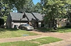  Boones Hollow Dr, Cordova TN