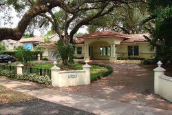 Pre-foreclosure in  Coral Way Miami, FL 33134