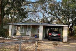 Pre-foreclosure in  W Gonzalez St Pensacola, FL 32505
