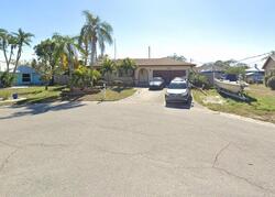 Pre-foreclosure in  Kingston Ct Apollo Beach, FL 33572