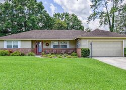 Pre-foreclosure in  SE 32nd Pl Ocala, FL 34471