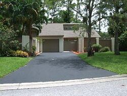 Pre-foreclosure in  Wood Dale Dr West Palm Beach, FL 33414