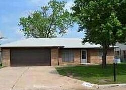 Pre-foreclosure in  SE Ellsworth Ave Lawton, OK 73501