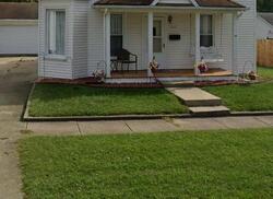 Pre-foreclosure in  Park Pl Rossville, IL 60963