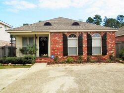 Pre-foreclosure in  Bridgefield Ct Hattiesburg, MS 39402