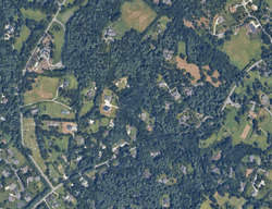 Pre-foreclosure in  Kanuga Rd Hendersonville, NC 28739