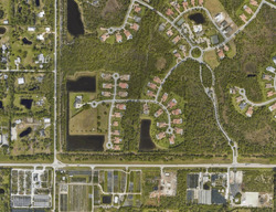 Pre-foreclosure in  SW Peach Palm Pl Palm City, FL 34990