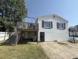 Pre-foreclosure in  Hall St Madisonville, KY 42431