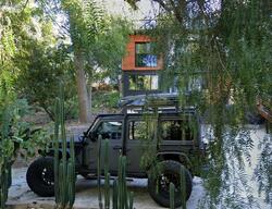  Rosario Rd, Woodland Hills CA