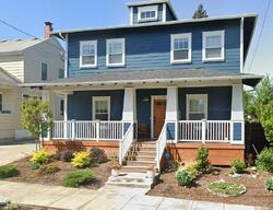 Pre-foreclosure in  NE 17TH AVE Portland, OR 97211