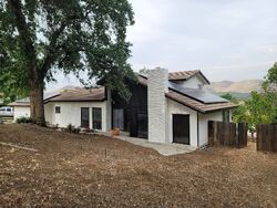 Pre-foreclosure in  N Scenic Dr Porterville, CA 93257