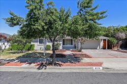 Pre-foreclosure in  Karren St Concord, CA 94520