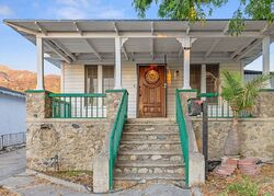 Pre-foreclosure in  Commerce Ave Tujunga, CA 91042
