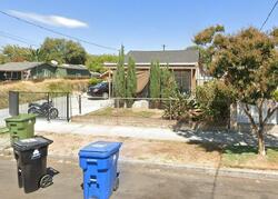 Pre-foreclosure in  1/2 Amboy Ave San Fernando, CA 91340