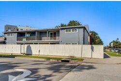 Pre-foreclosure in  Gateway Blvd Los Angeles, CA 90064