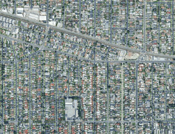 Pre-foreclosure in  Roxton Ave Los Angeles, CA 90018