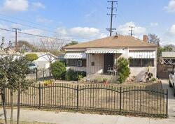Pre-foreclosure in  Hunt Ave South Gate, CA 90280