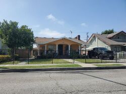  Clarendon Ave, Huntington Park CA