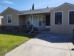 Pre-foreclosure in  London St Sacramento, CA 95822