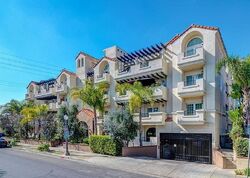 Pre-foreclosure in  REXFORD DR Los Angeles, CA 90035