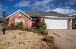 Pre-foreclosure in  E Freedom Siloam Springs, AR 72761