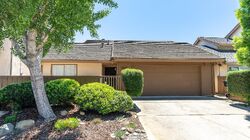 Pre-foreclosure in  Bur Oak Dr Modesto, CA 95354