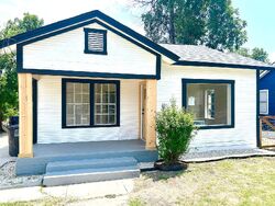 Pre-foreclosure in  Gulf San Antonio, TX 78202