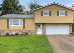Pre-foreclosure in  Lincoln Dr Northfield, OH 44067